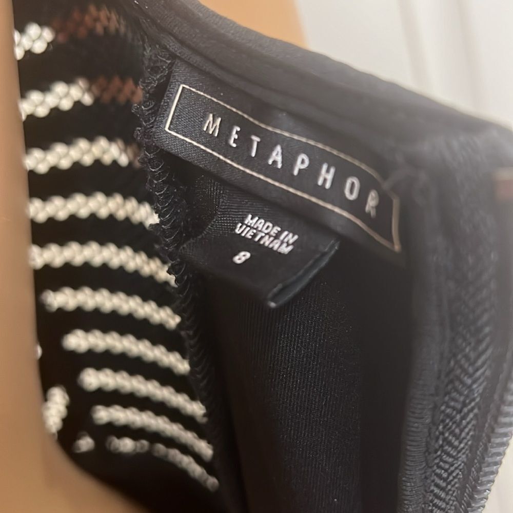 Metaphor Dress Sz Black Scoop Neck Sleeveless Mini Slimming Cutouts Zipper Back - Picture 8 of 11